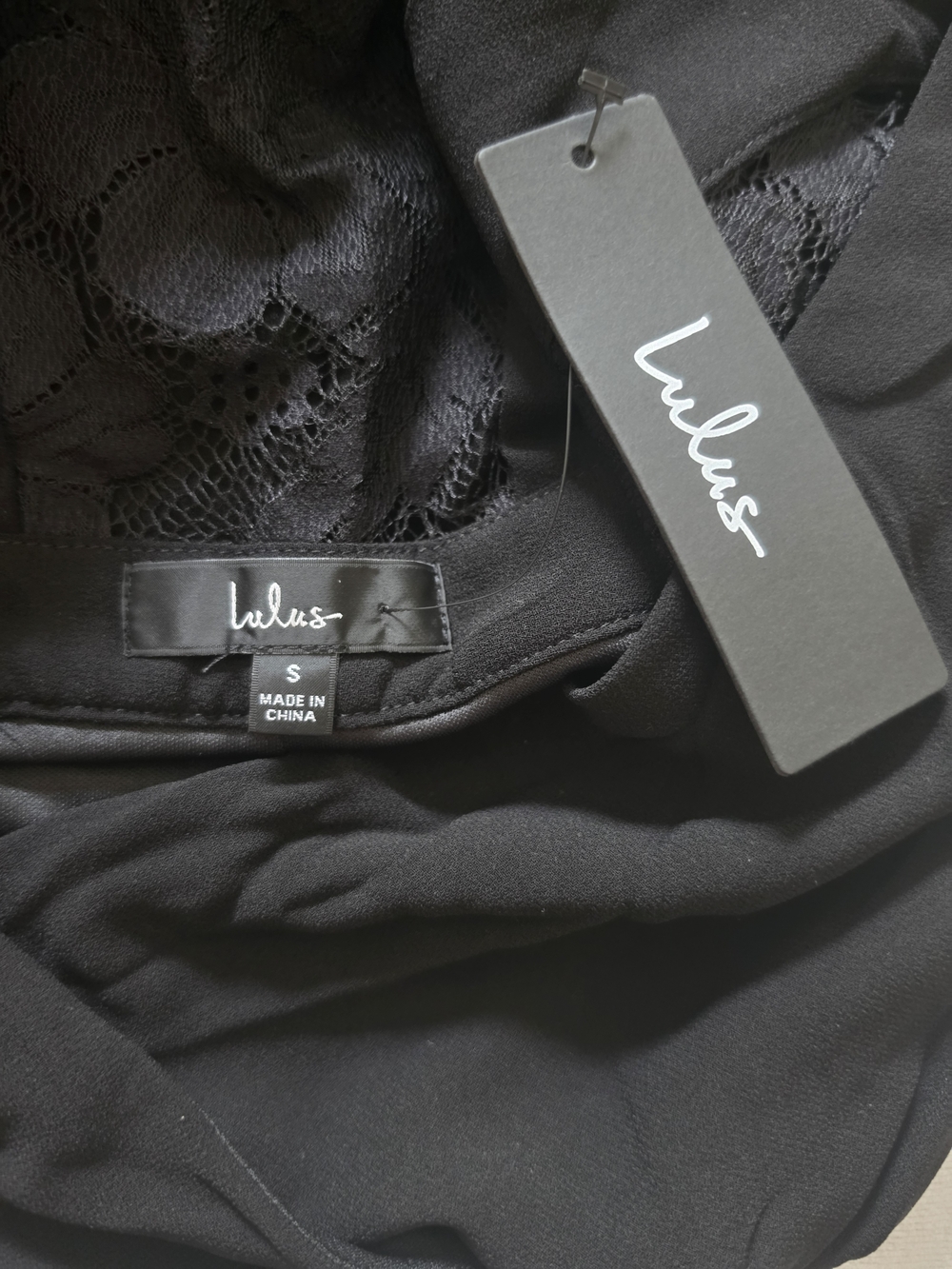 Lulu's Black Sleeveless V-Neck Wide-Leg Jumpsuit Back Lace Detail - Picture 9 of 9